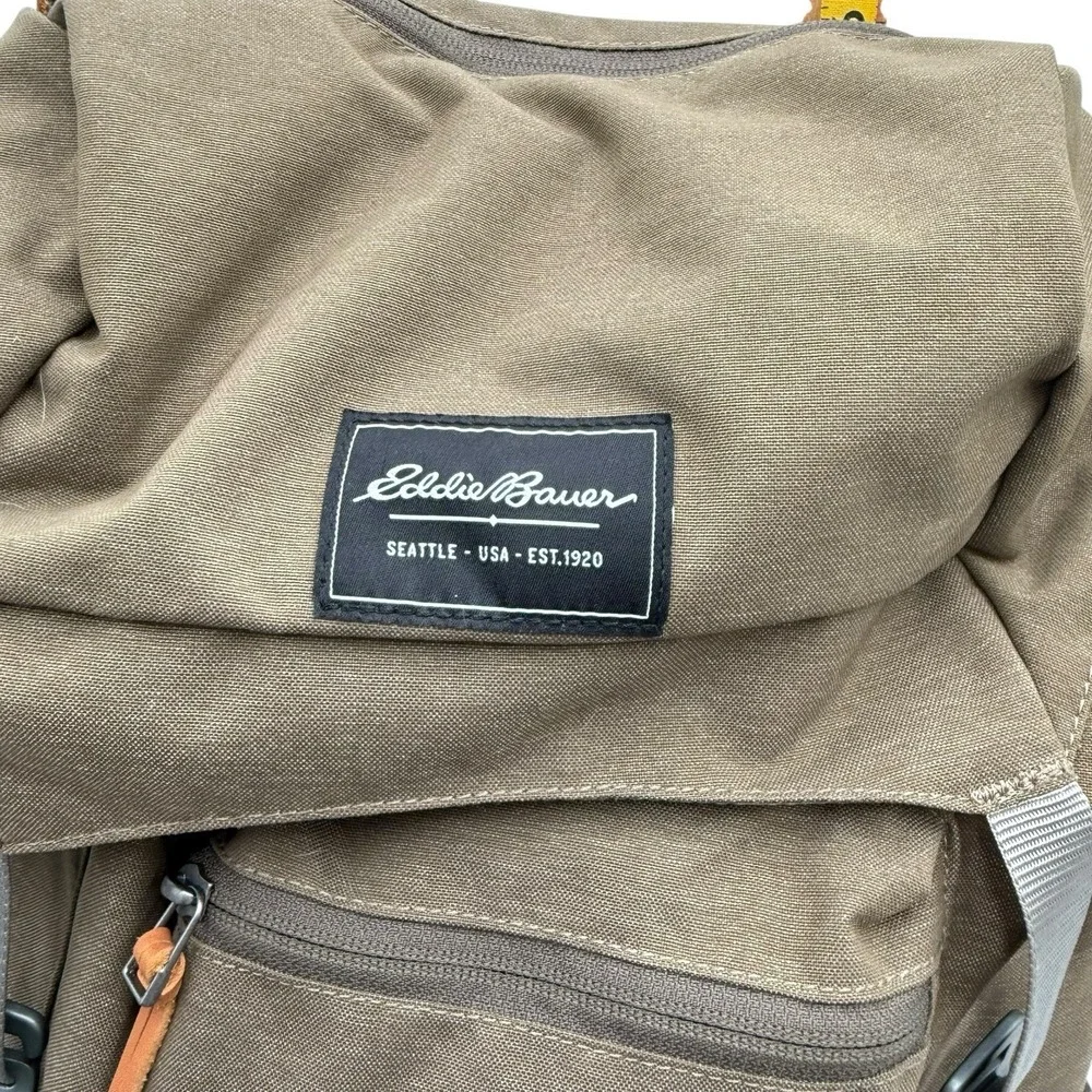 Eddie Bauer Bygone Lightweight Hiking Day   Backpack Olive Padded Back 18x12x6